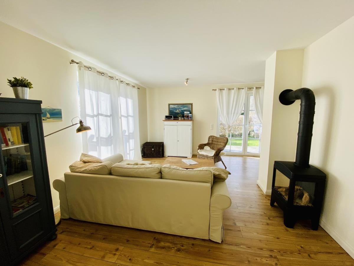 Haus Milena/Jann Apartment Rostock Bagian luar foto